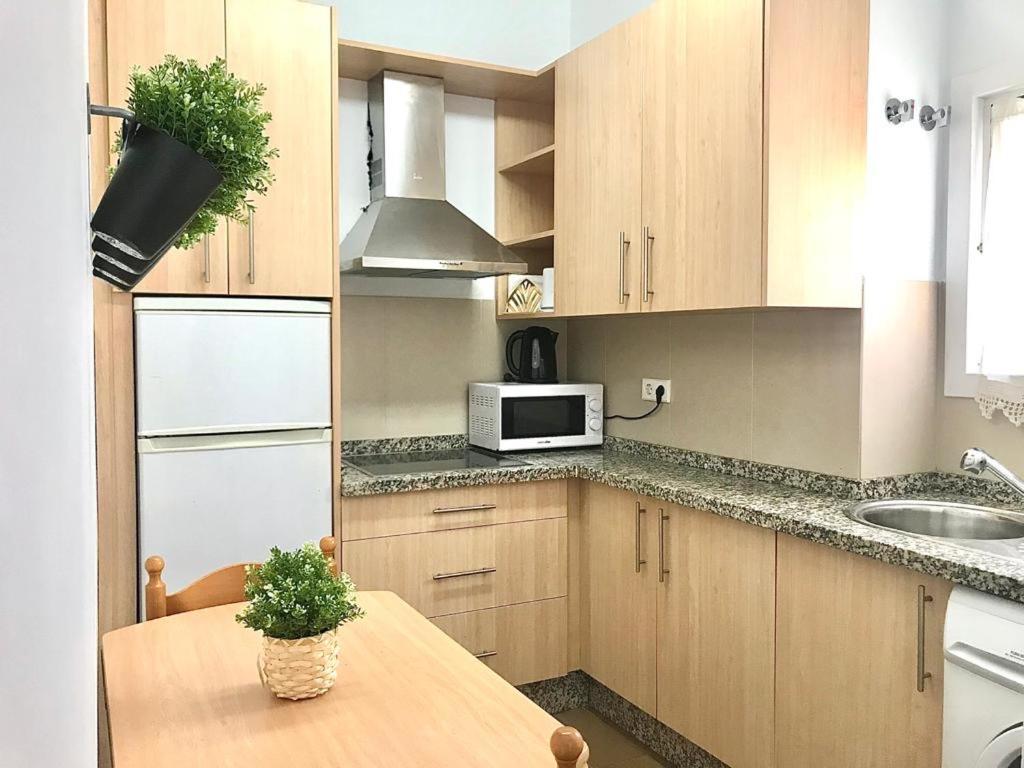 Pedregalejo I & Private Terrace By Ele Apartments Malaga Bagian luar foto